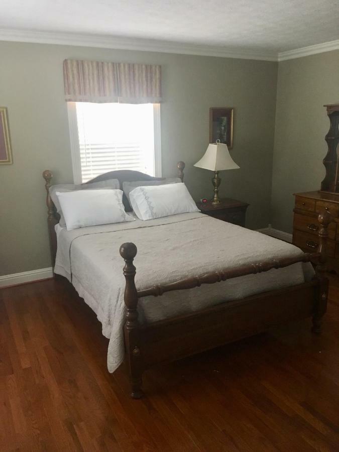 Downtown Abode In The Heart Of The Bourbon Trail Βίλα Lebanon Εξωτερικό φωτογραφία