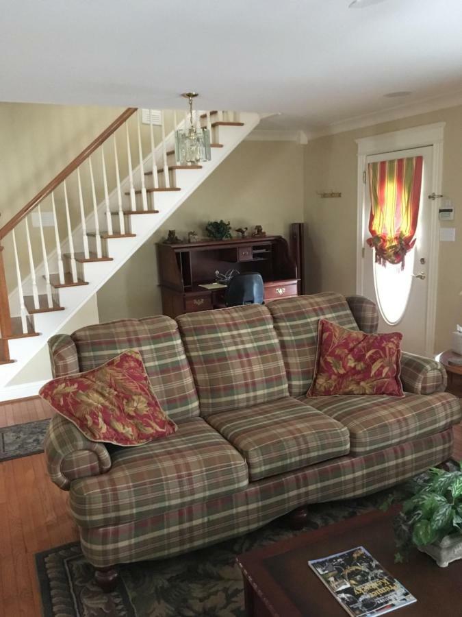 Downtown Abode In The Heart Of The Bourbon Trail Βίλα Lebanon Εξωτερικό φωτογραφία