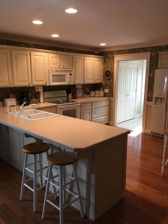 Downtown Abode In The Heart Of The Bourbon Trail Βίλα Lebanon Εξωτερικό φωτογραφία