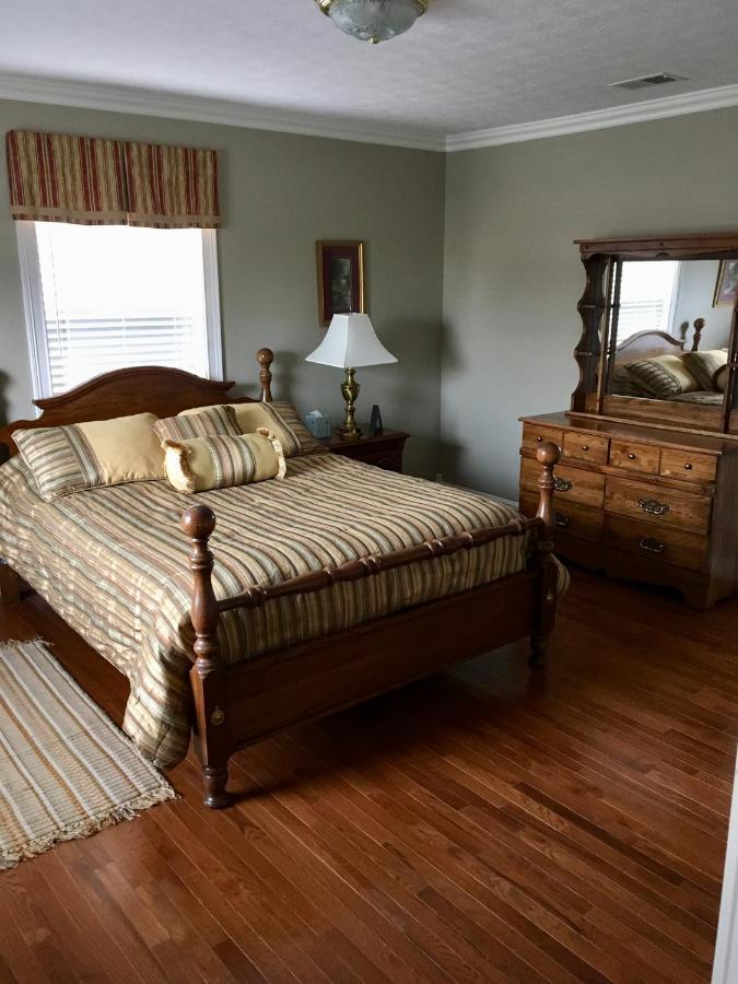 Downtown Abode In The Heart Of The Bourbon Trail Βίλα Lebanon Εξωτερικό φωτογραφία